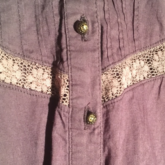 Free People long sleeve button up w/lace; size M - Picture 3 of 6